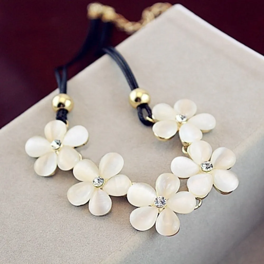 Vintage Witte Bloem Ketting